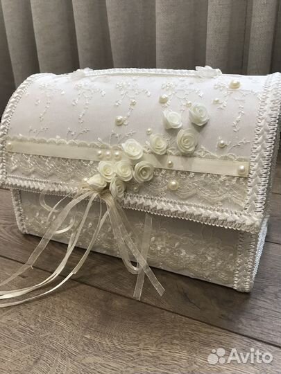 Свадебный сундук для денег