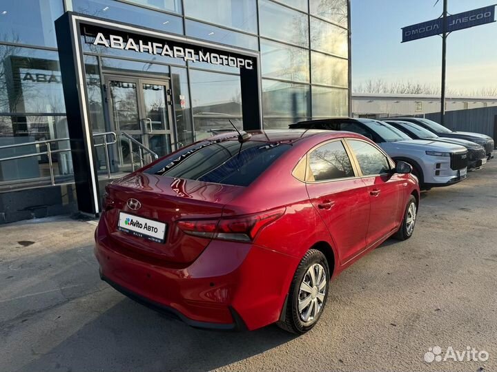Hyundai Solaris 1.4 AT, 2017, 88 905 км