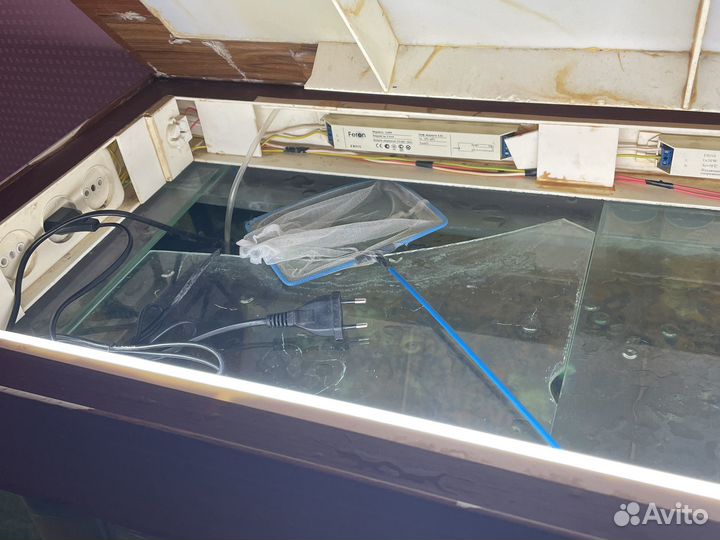 Аквариум с тумбой 200 литров