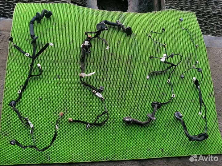 Проводка двери на Renault Kaptur Captur