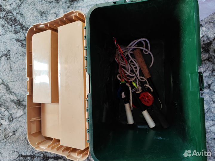 Ящик и снасти