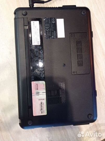 Нетбук HP Compaq Mini 110c-1100er