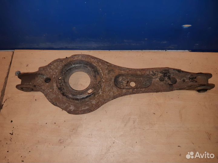 Рычаг задний под пружину Mazda 3 bk