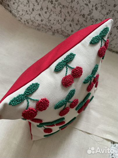 Подушка декоративная ручная работа