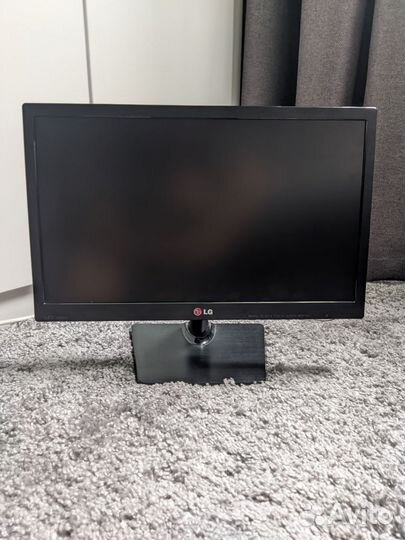 Монитор LG Flatron 19EN33S-BA