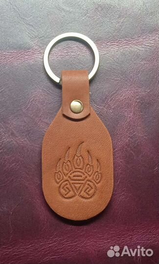 Брелок для ключей из натуральной кожи