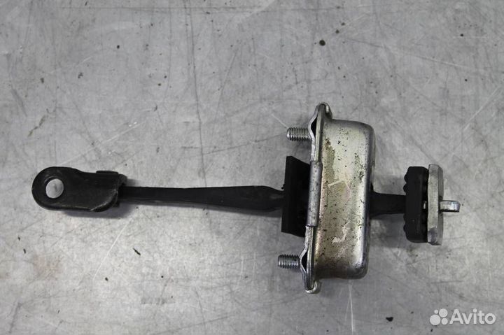 Ограничитель двери задней правой Ssang Yong NEW A