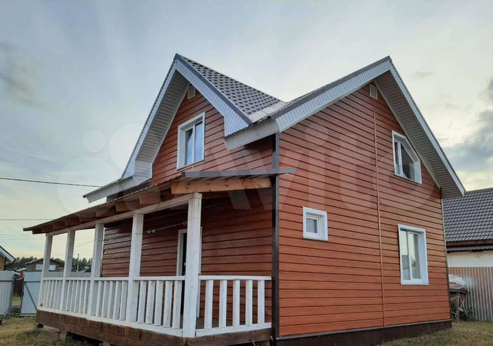 Дом 112 м² на участке 9 сот.