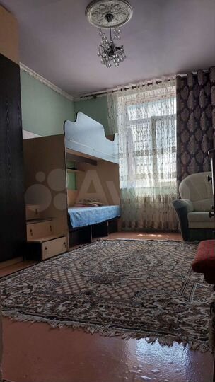 3-к. квартира, 88 м², 4/4 эт.
