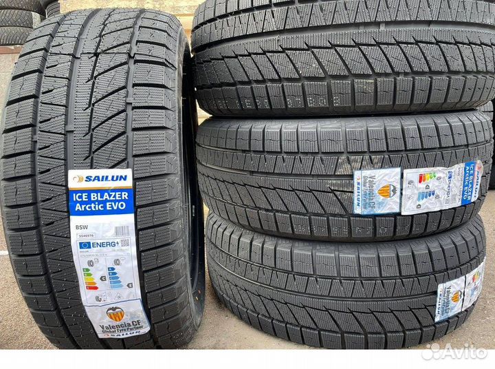 Sailun Ice Blazer Arctic EVO 245/50 R20 102