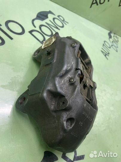 Суппорт передний левый Volkswagen Touareg 7P 3.0D