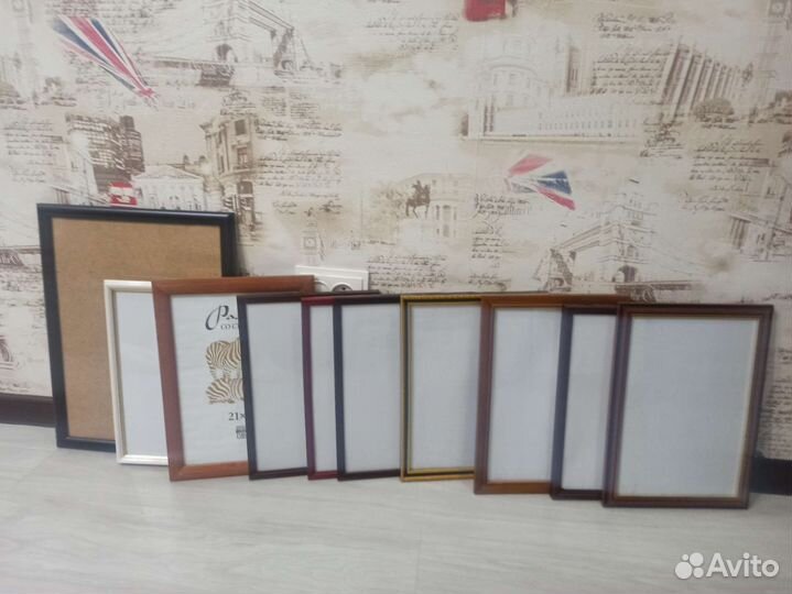 Рамки для фото и картин