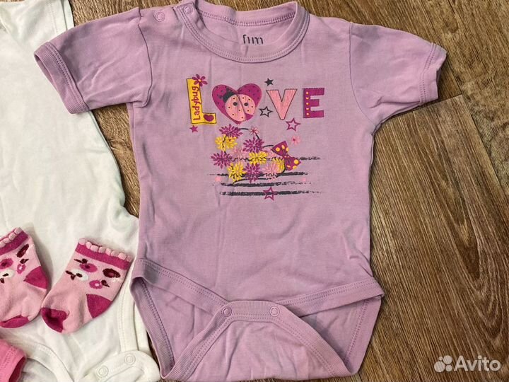 Боди для девочки 9-12 мес пакетом