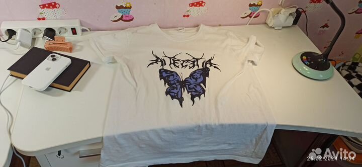 Белая футболка оверсайз