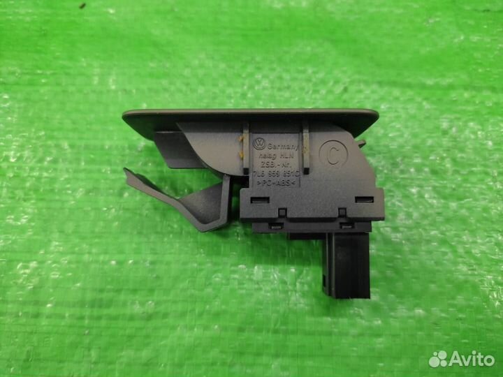 Кнопка стеклоподъемника с крышкой VW Touareg 02-10