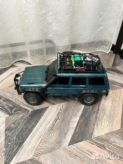 Трофи модель Axial scx 10 ll Cherokee