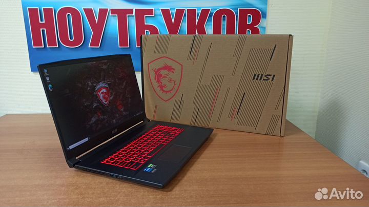 Легендарный игровой ноутбук MSI 17