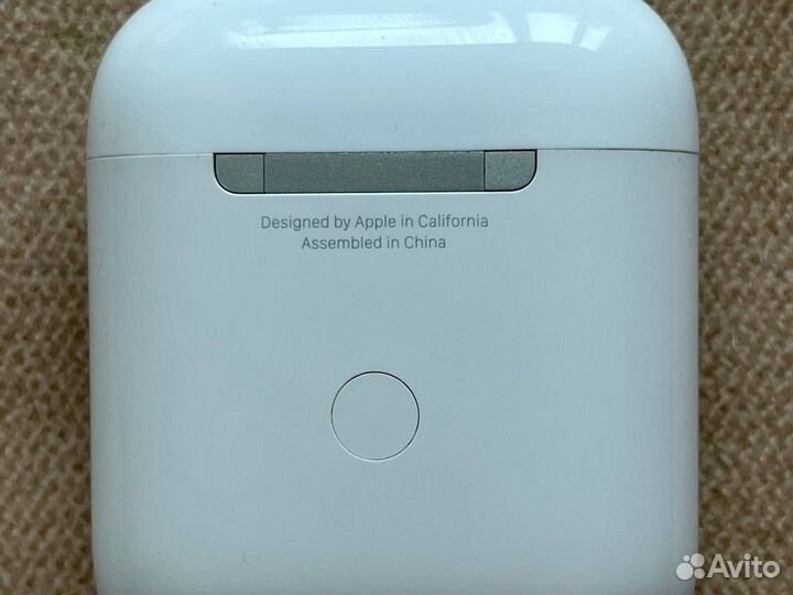 Airpods 2 кейс новый оригинальный