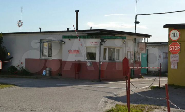 Гараж, > 30 м²