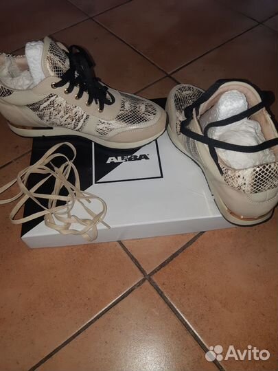 Спортивные туфли аlba