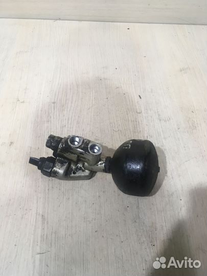 Блок клапанов пневмоподвески Мерседес W220