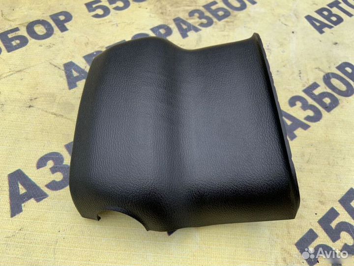 Кожух рулевой колонки верхний Kia Quoris