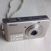 Цифровая фотокамера Nikon coolpix s520