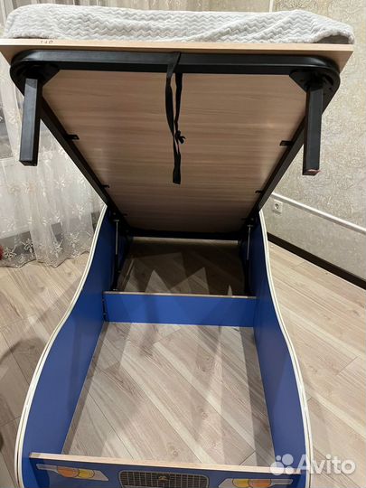 Кровать детская