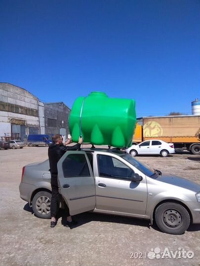 Бак на 1000 литров пластиковый для воды и топлива