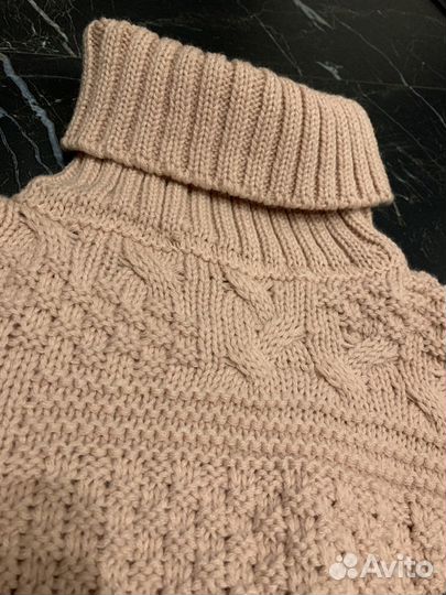 Свитер