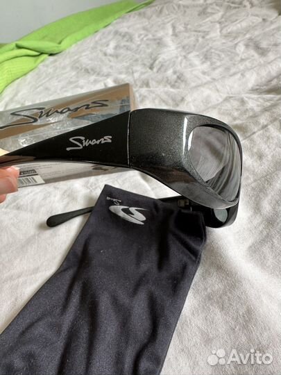 Солнцезащитные очки спортивные