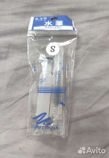 Кисть для рисования с резервуаром для воды