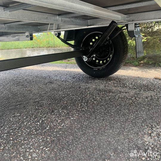 Легковой прицеп Спутник Expert Zn