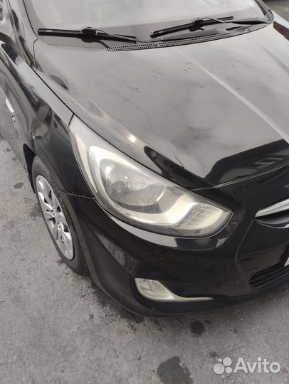 В разборе Хендай Солярис 1 Hyundai Solaris