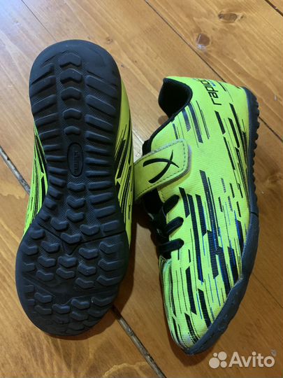 Футбольные бутсы детские