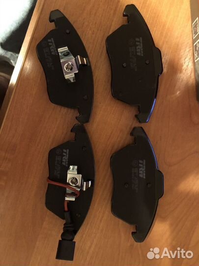 Тормозные колодки TRW GDB1550