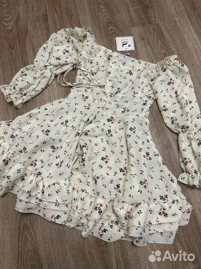 Платье женское