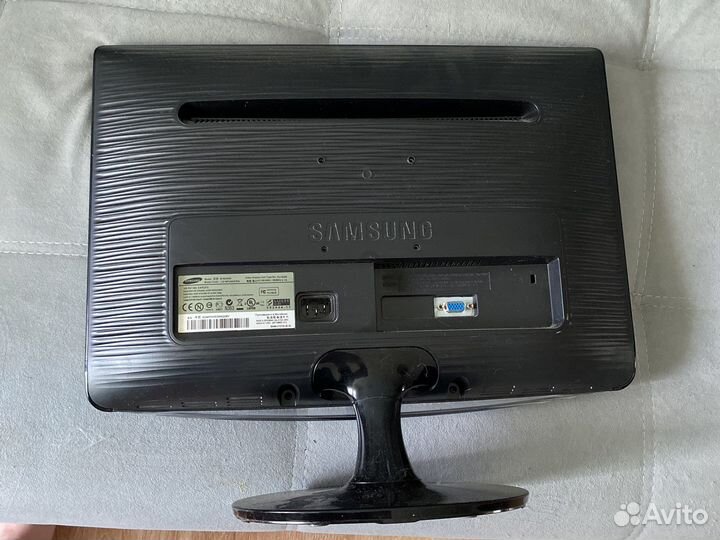 Монитор samsung