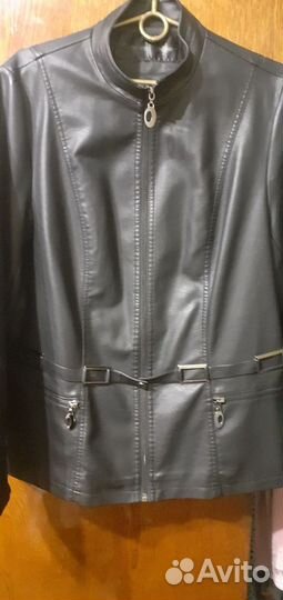 Куртка кожаная женская 54 размер