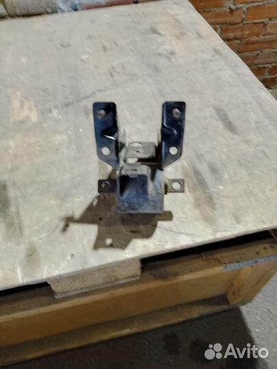 Сайлентблок под кабину nissan diesel,MK210