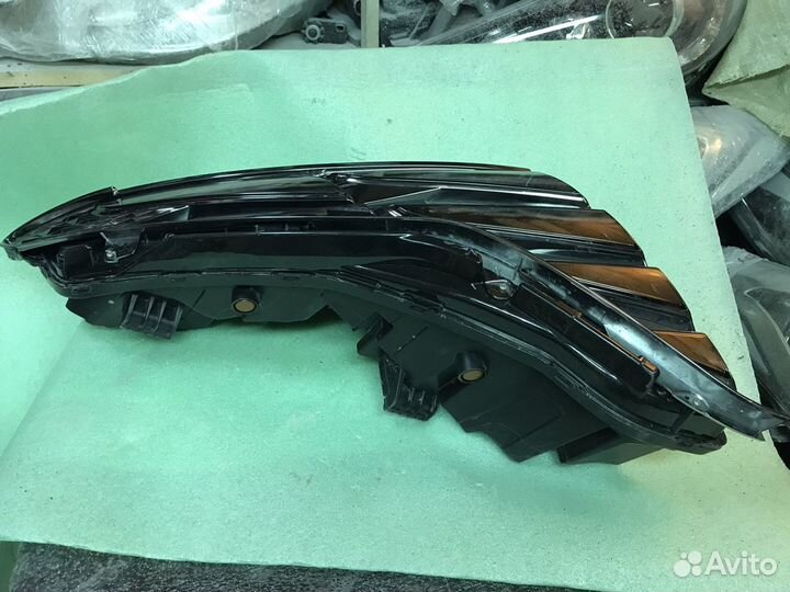 Фара правая Hyundai Tucson 4 NX4 LED