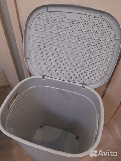 Корзина для белья новая 48л