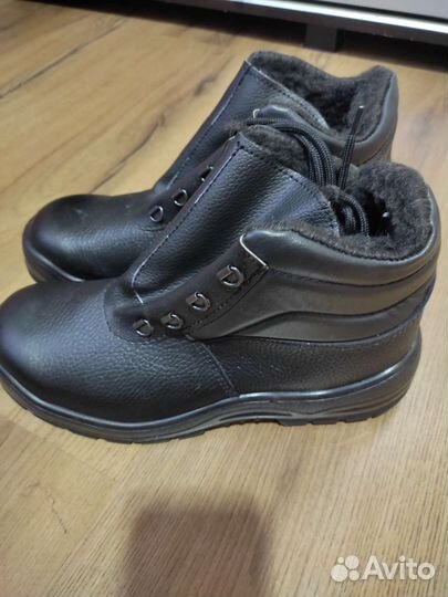 Защитные ботинки