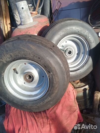 Два колеса 170/60-8 vredestein