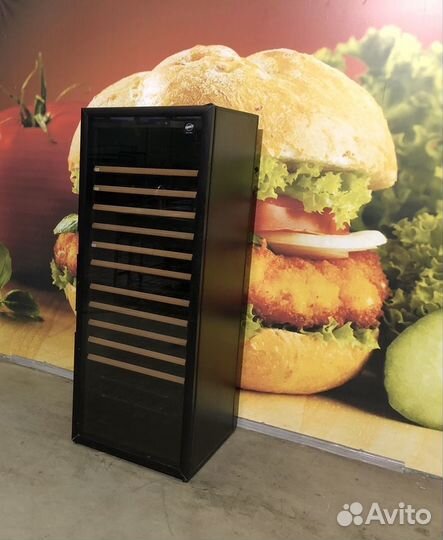 Шкаф винный EuroCave Servitheque 283V2