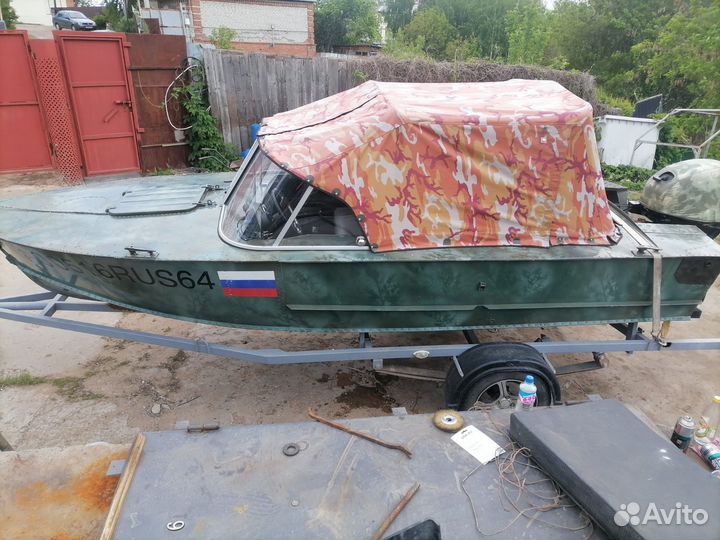 Моторная лодка