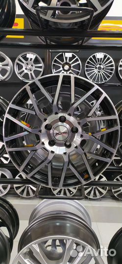 Литые диски r17 5x114.3 ет45 цо 67.1