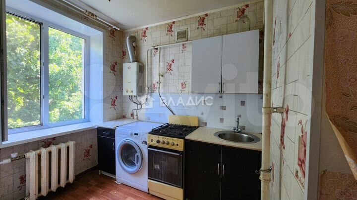 2-к. квартира, 44 м², 4/4 эт.