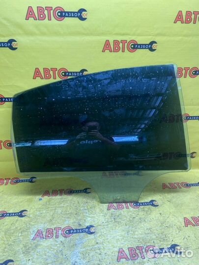 Стекло заднее правое Volkswagen Passat B5 AHL 1999