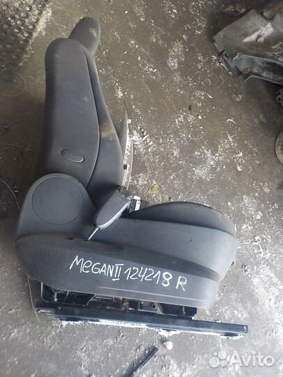 Сидение renault megane 2 переднее правое